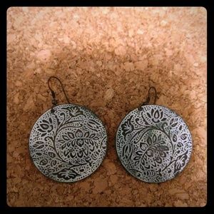 White tree metal earrings